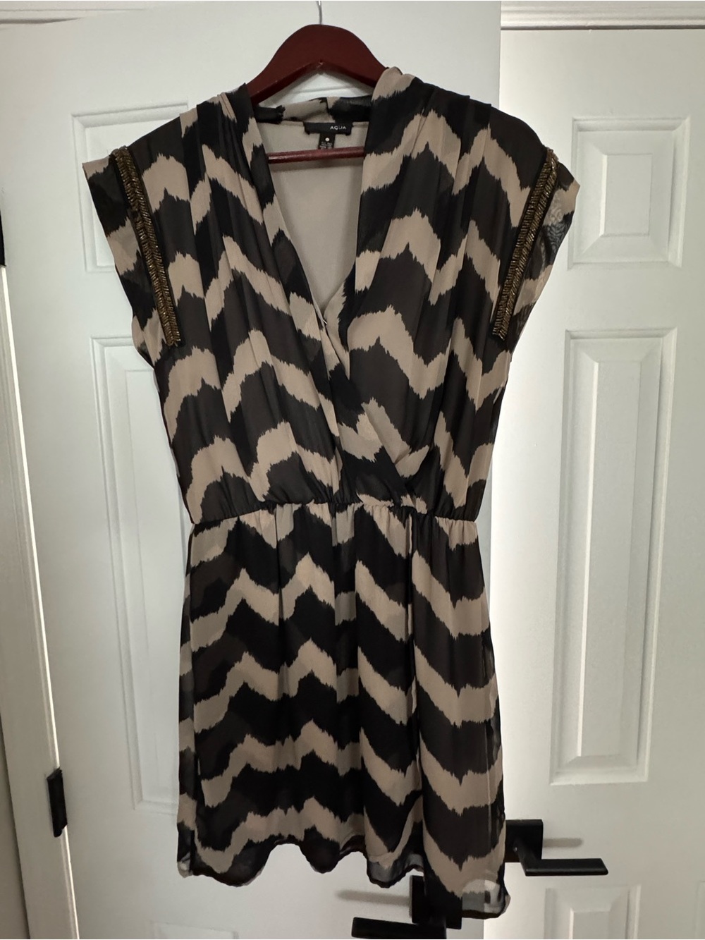 Aqua Women’s Black and Cream Printed V-Neck Dress